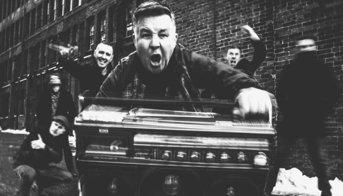 Dropkick Murphys - Shamrock [Cordão]