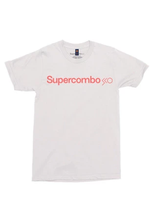 Supercombo - Logo Coral [Camiseta Branca]